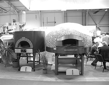 技術(shù)轉(zhuǎn)讓驅(qū)動產(chǎn)業(yè)升級與經(jīng)濟(jì)發(fā)展